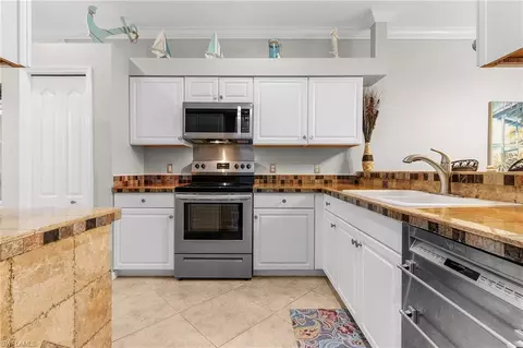 21679 Portrush Run, Estero, FL 33928 photo 9