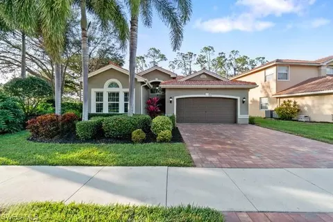 2313 Butterfly Palm Dr, Naples, FL 34119