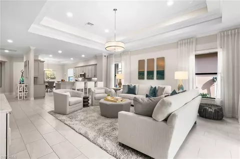 6608 Roma Way, Naples, FL 34113