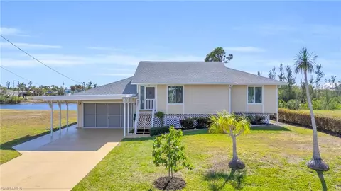 3289 8th Ave, Saint James City, FL 33956