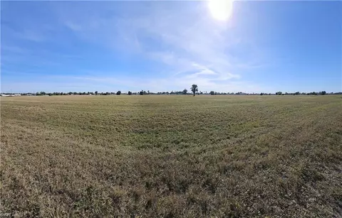 2016 NE 17th Ter, Cape Coral, FL 33909
