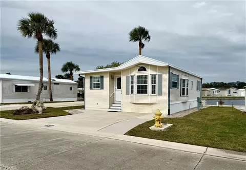 348 Bobcat Run #348, Naples, FL 34114 photo 8