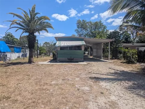 26714 Token Ct, Bonita Springs, FL 34135