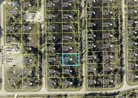 860 Burnett Ave, Lehigh Acres, FL 33974