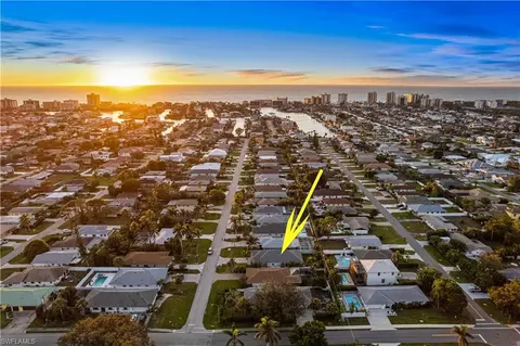 589 104th Ave N, Naples, FL 34108