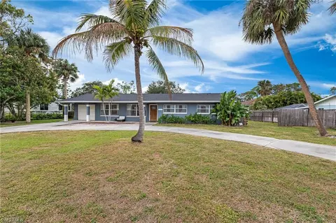 27200 Lavinka St, Bonita Springs, FL 34135