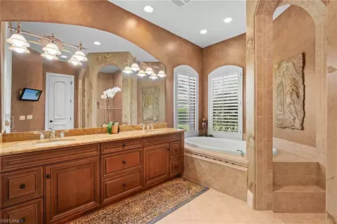 Bath - 7833 Classics Dr, Naples, FL 34113 photo 1 of 4