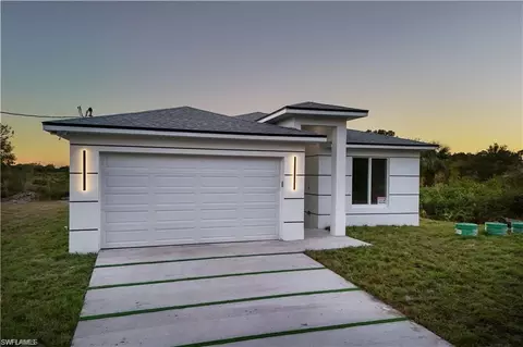 824 Chemstrand St E, Lehigh Acres, FL 33974