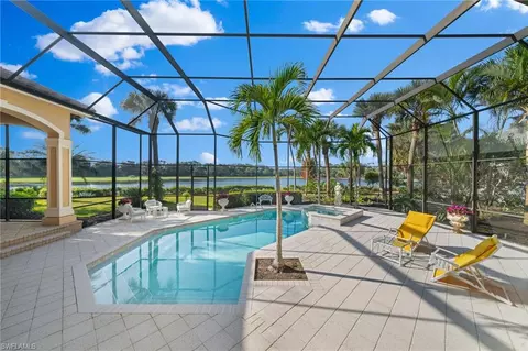 897 Barcarmil Way, Naples, FL 34110