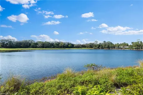 897 Barcarmil Way, Naples, FL 34110 photo 11