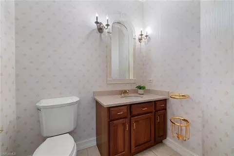 897 Barcarmil Way, Naples, FL 34110 photo 17