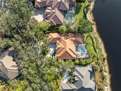 897 Barcarmil Way, Naples, FL 34110 photo 33