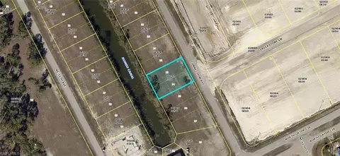 4214 Connection Ave, Cape Coral, FL 33909