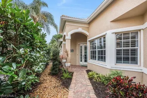 Exterior - 328 Steerforth Ct, Naples, FL 34110 photo 2 of 15