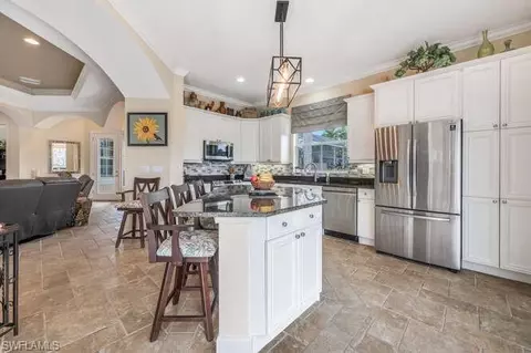 Kitchen - 328 Steerforth Ct, Naples, FL 34110 photo 2 of 4