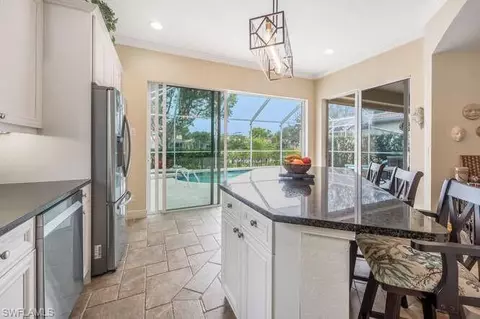 Kitchen - 328 Steerforth Ct, Naples, FL 34110 photo 4 of 4