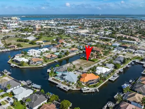 1026 Admiralty Ct, Marco Island, FL 34145