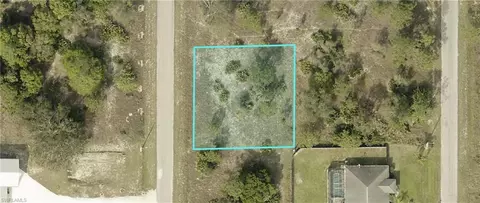 1414 Hibiscus Ave, Lehigh Acres, FL 33972
