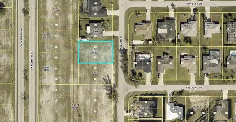 2140 SW 7th Pl, Cape Coral, FL 33991