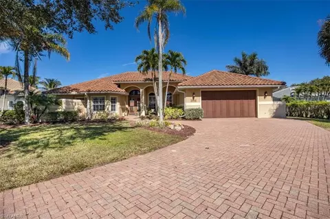 3984 Stonesthrow Ct, Naples, FL 34109