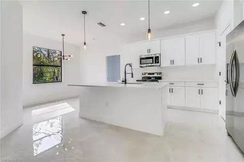 1010 E 17th St, Lehigh Acres, FL 33972