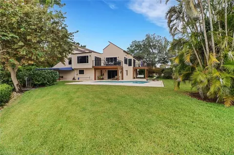 114 Westwood Dr, Naples, FL 34110