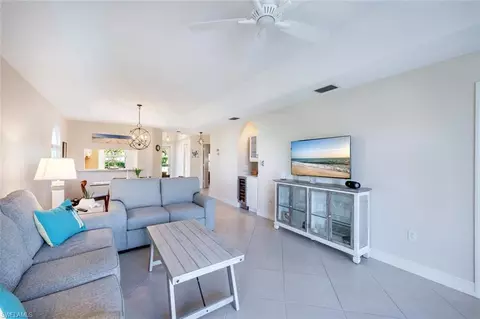 809 Augusta Blvd #4, Naples, FL 34113 photo 7
