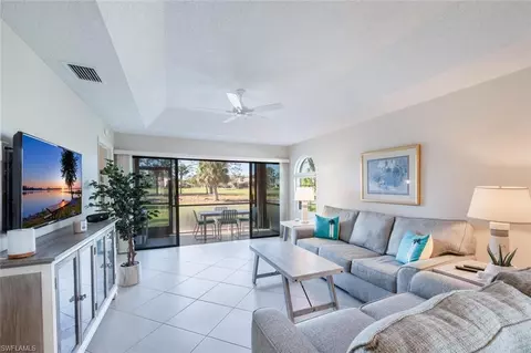 809 Augusta Blvd #4, Naples, FL 34113 photo 4