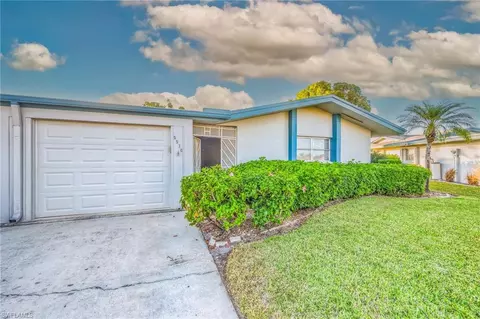 5570 Hamlet Ln, Fort Myers, FL 33919