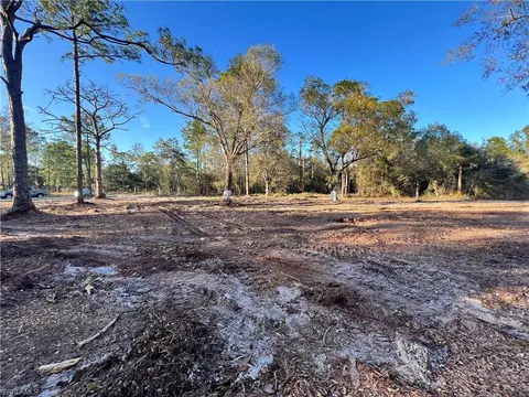 1412 Hamilton Ave, Lehigh Acres, FL 33972