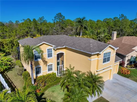 301 Spider Lily Ln, Naples, FL 34119