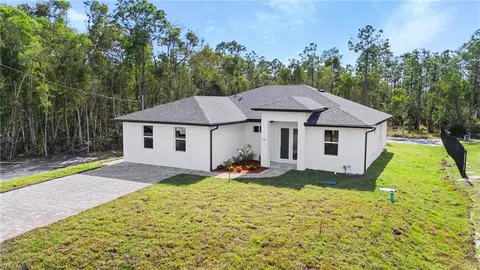 506 Rogue St, Lehigh Acres, FL 33974