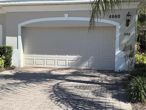 4960 Shaker Heights Ct #202, Naples, FL 34112