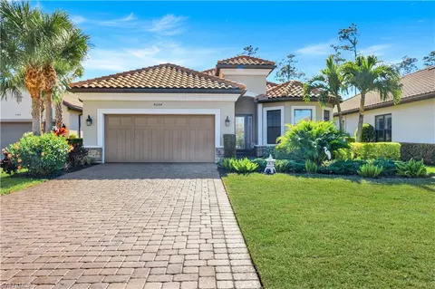 8684 Dilillo Ct, Naples, FL 34119 photo 25
