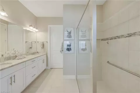 8684 Dilillo Ct, Naples, FL 34119 photo 13
