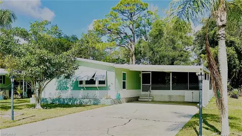 171 Ocean Reef Ln, Naples, FL 34114