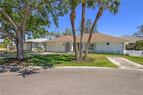 2560 11th Cir, Naples, FL 34103 photo 32