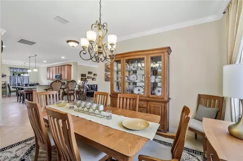 Dining - 3824 Ruby Way, Naples, FL 34114 photo 4 of 4