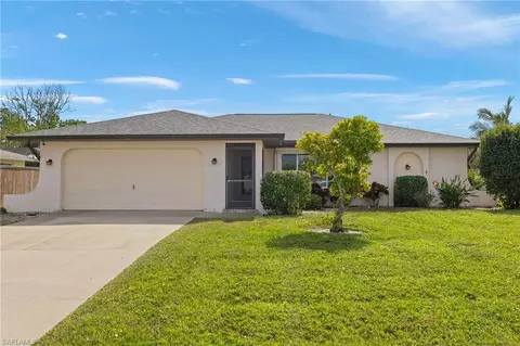 1040 NE Van Loon Ln, Cape Coral, FL 33909