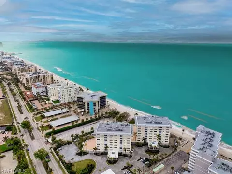 3401 Gulf Shore Blvd N #204, Naples, FL 34103