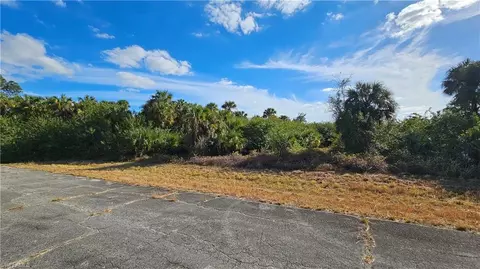 811 Opal Ct, Labelle, FL 33935 photo 16