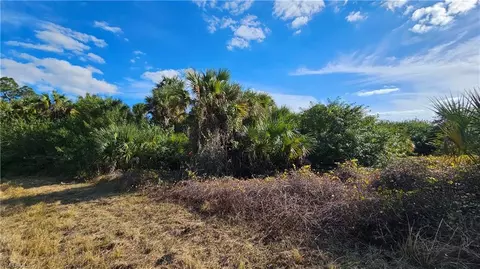 811 Opal Ct, Labelle, FL 33935 photo 12