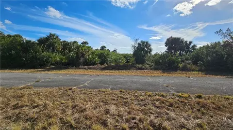 811 Opal Ct, Labelle, FL 33935 photo 5