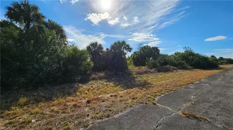 811 Opal Ct, Labelle, FL 33935 photo 6