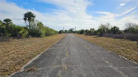 811 Opal Ct, Labelle, FL 33935 photo 22