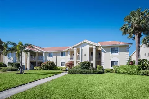 7767 Jewel Ln #204, Naples, FL 34109