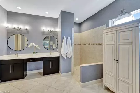 Bath - 9091 Graphite Cir, Naples, FL 34120 photo 1 of 3