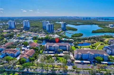 380 Horse Creek Dr #104, Naples, FL 34110