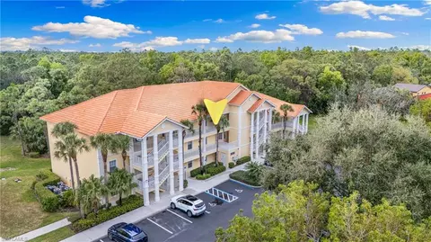 9165 Celeste Dr #203, Naples, FL 34113