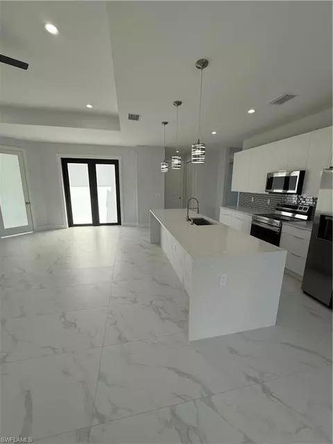 4035 58th Ave NE, Naples, FL 34120 photo 7